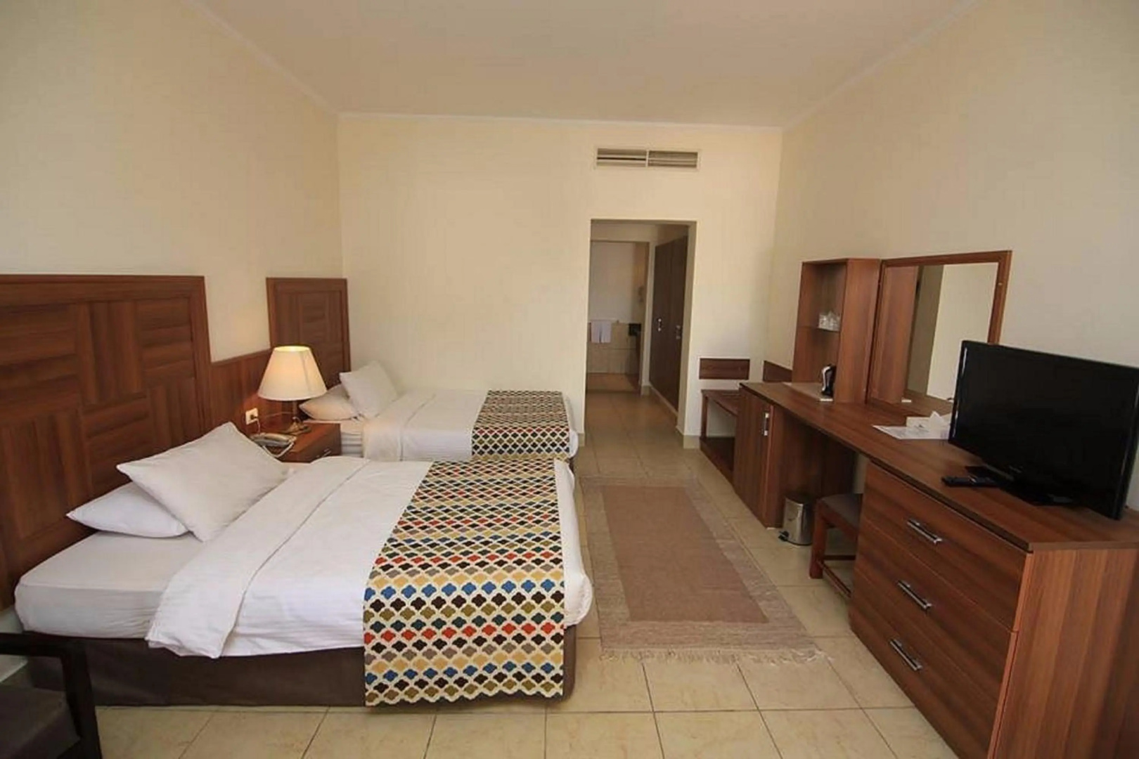 Photo - Club Reef Resort & Spa