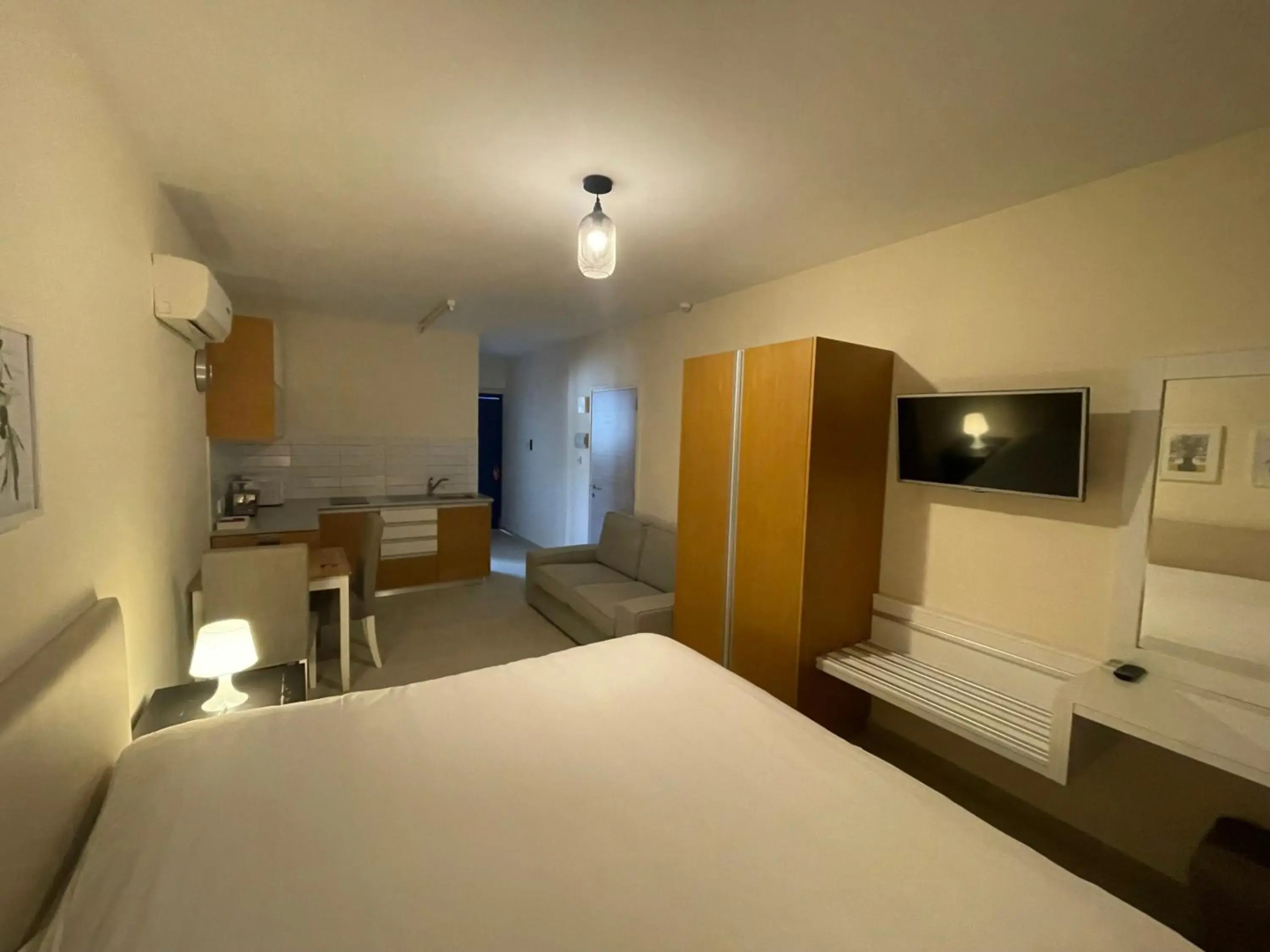 Foto - Vrachia Beach Hotel & Suites - Adults Only