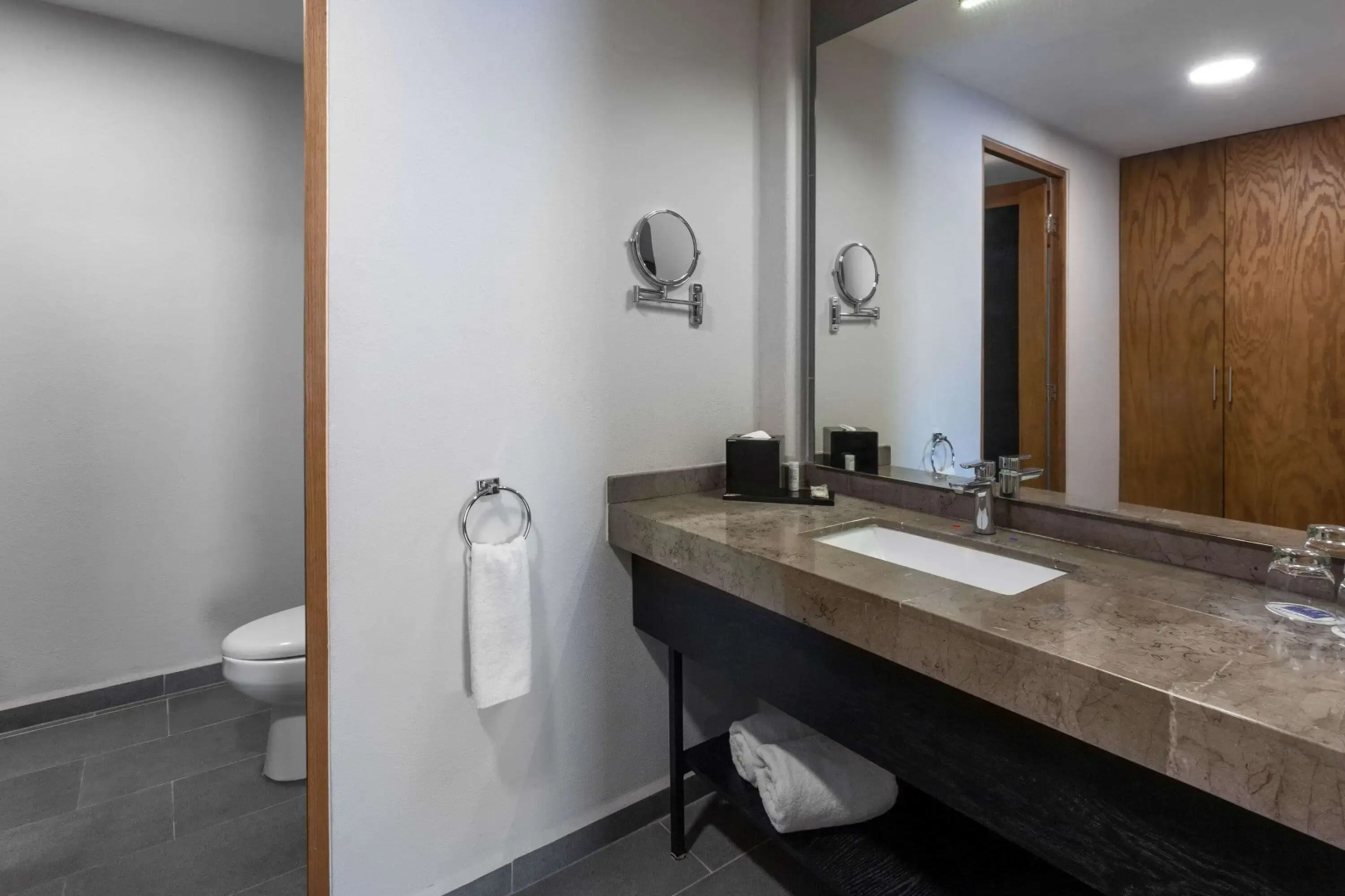 Photo - TRYP by Wyndham San Luis Potosi Hotel & Suites