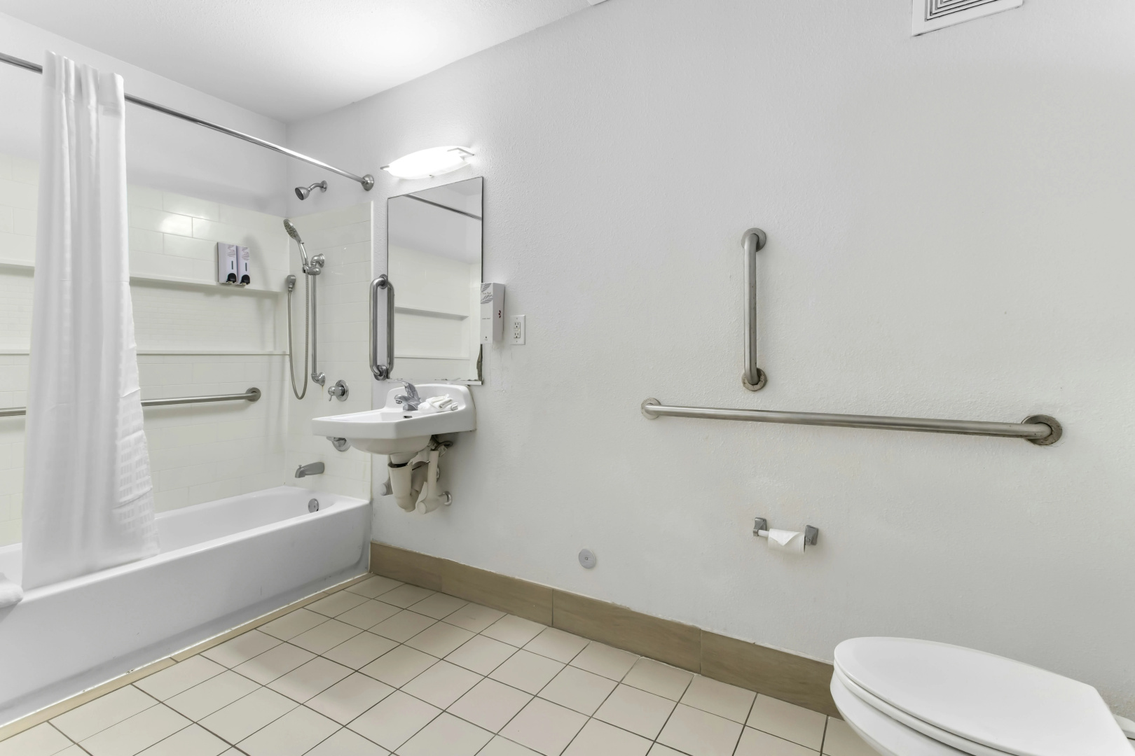 Photo - Red Roof Inn Houston – Jersey Village