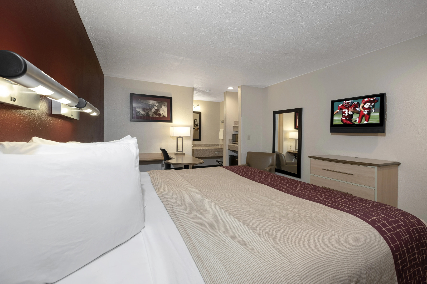 Photo - Red Roof Inn Indianapolis - Greenwood