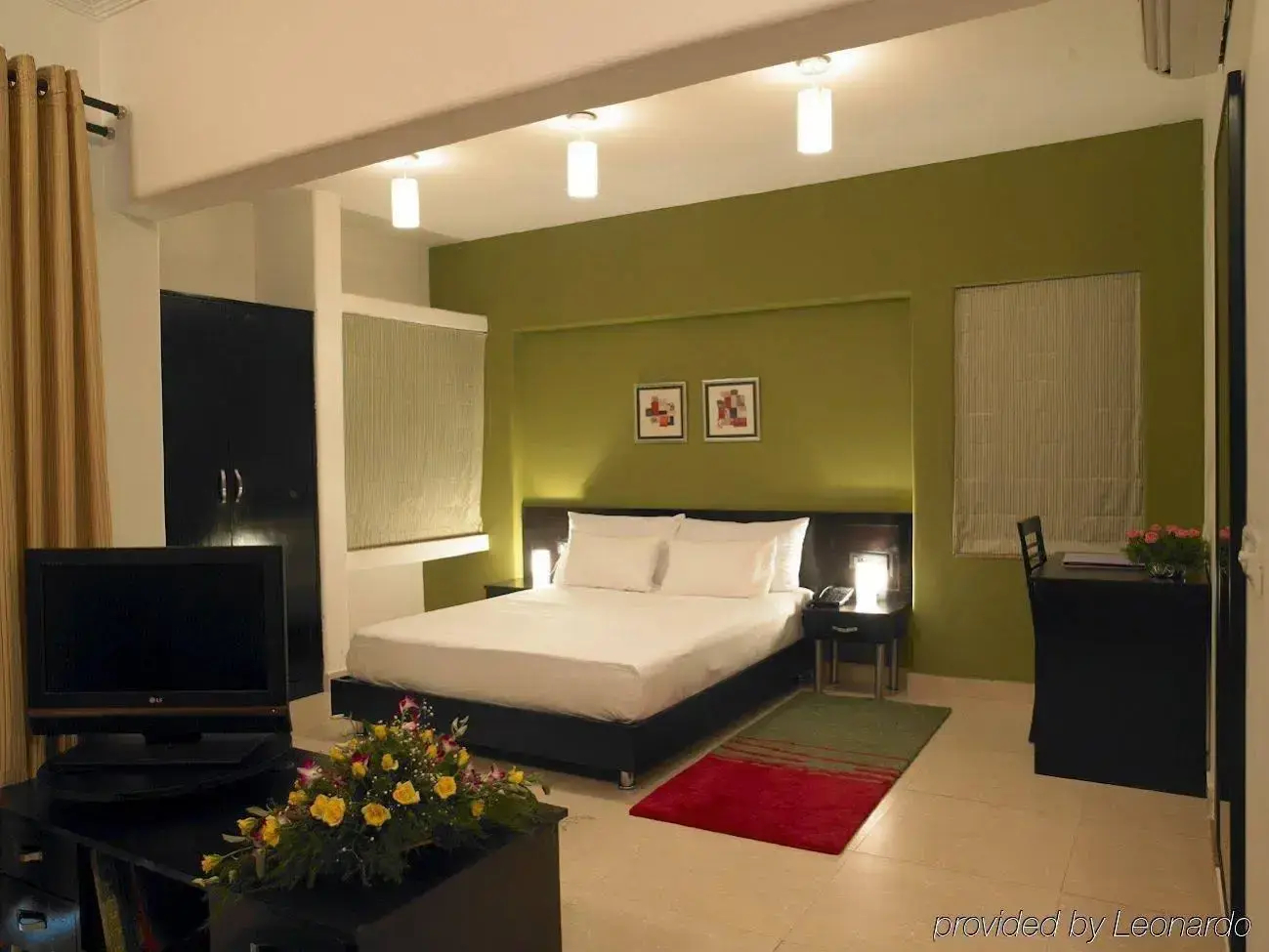 Photo - Royal Orchid Golden Suites Pune