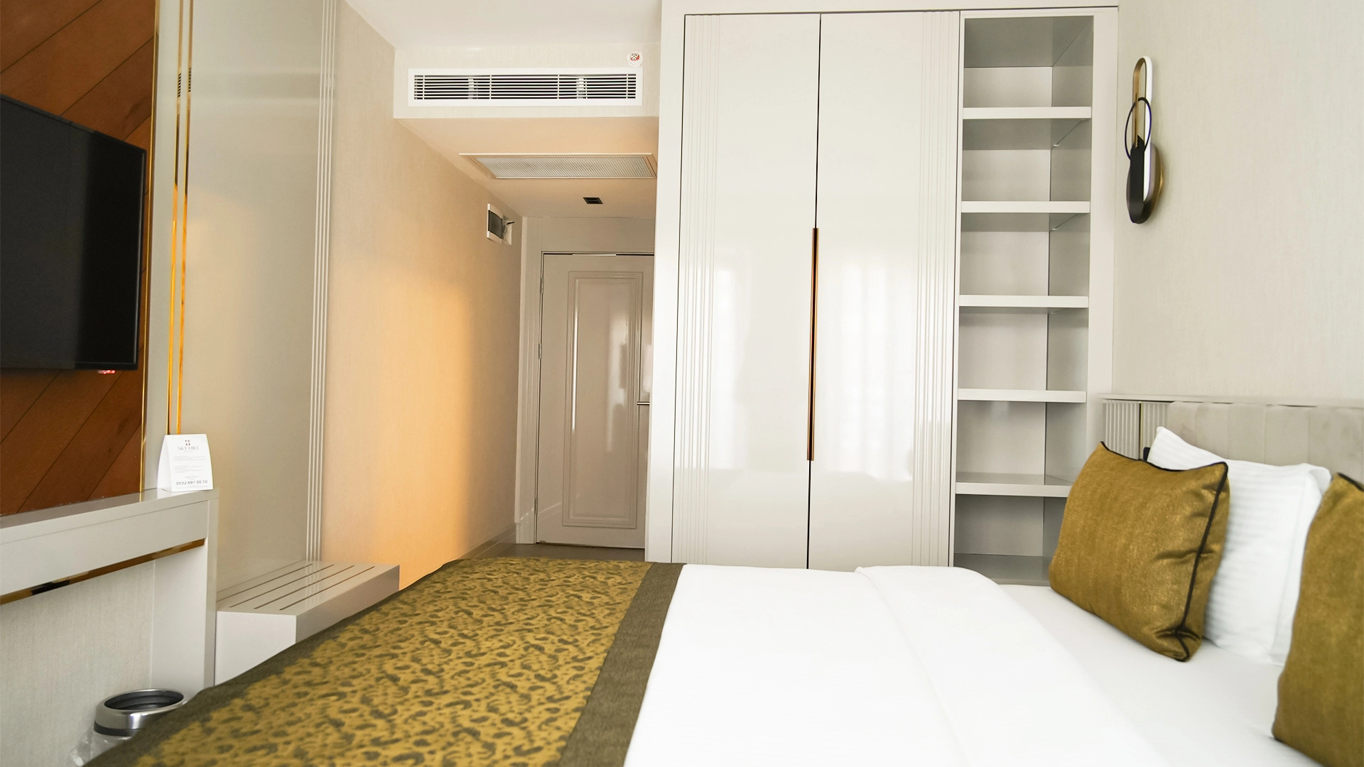 Photo - Sky Hill Hotel
