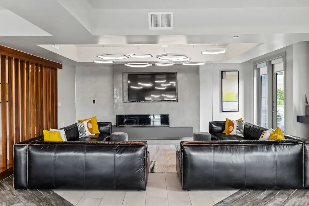 Photo - Placemakr Downtown Austin
