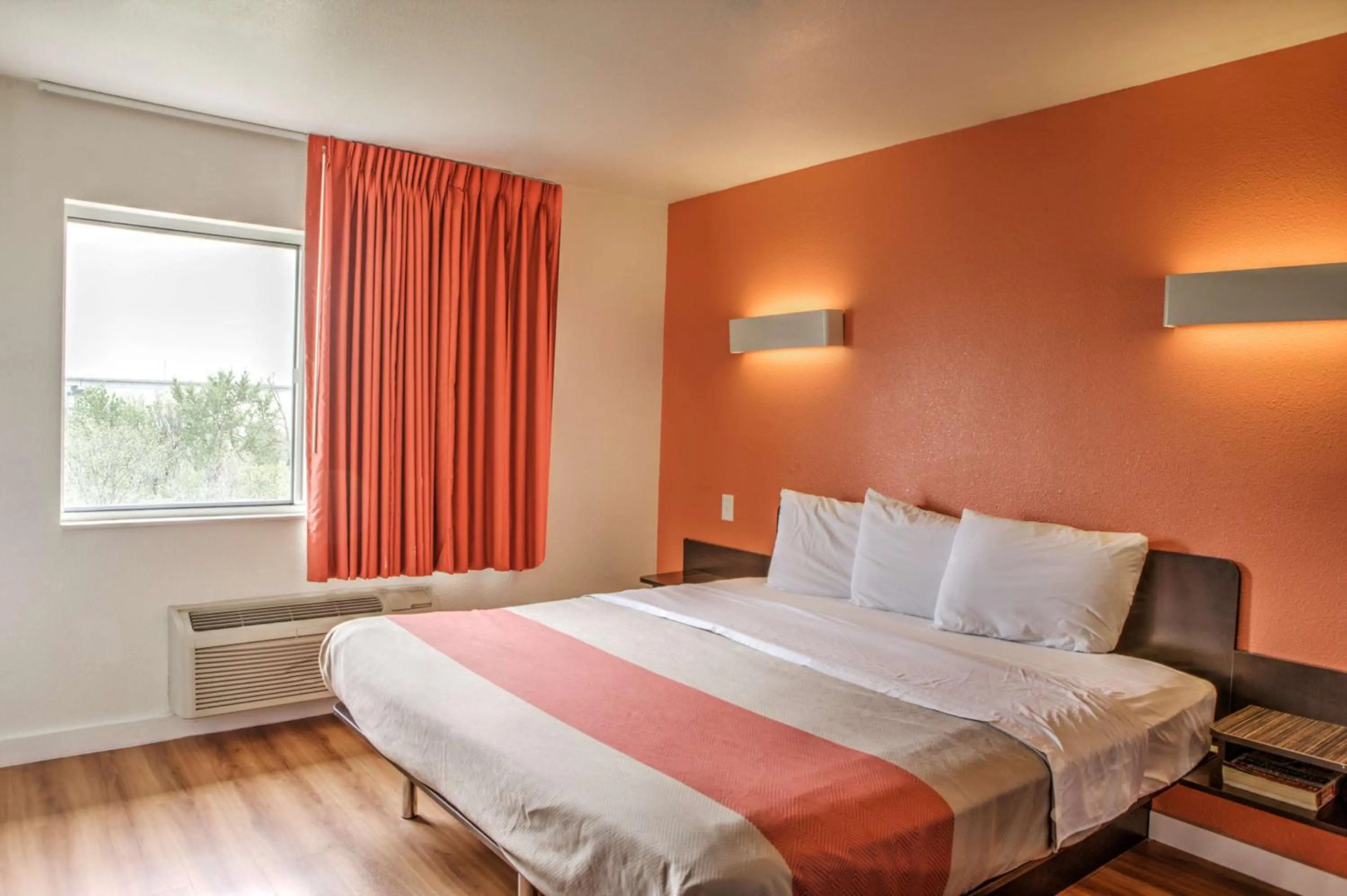 Photo - Motel 6-Dallas, TX - Northwest