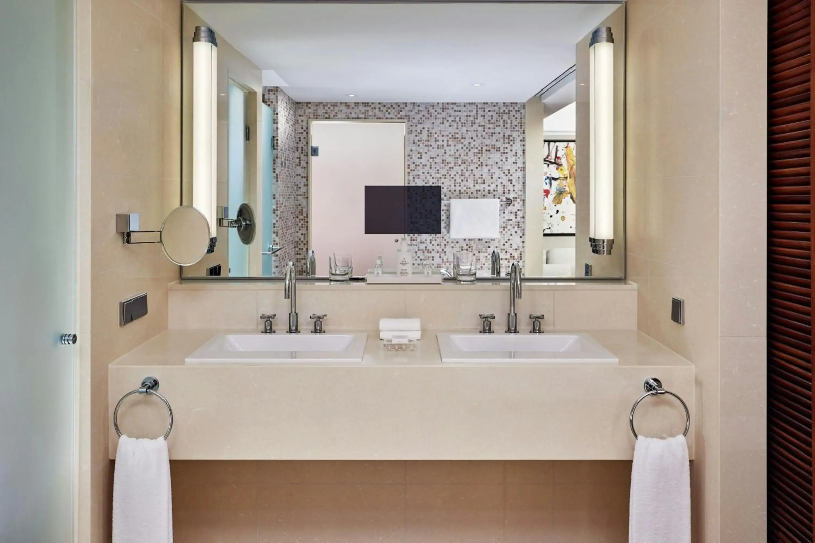 Photo - JW Marriott Hotel Frankfurt