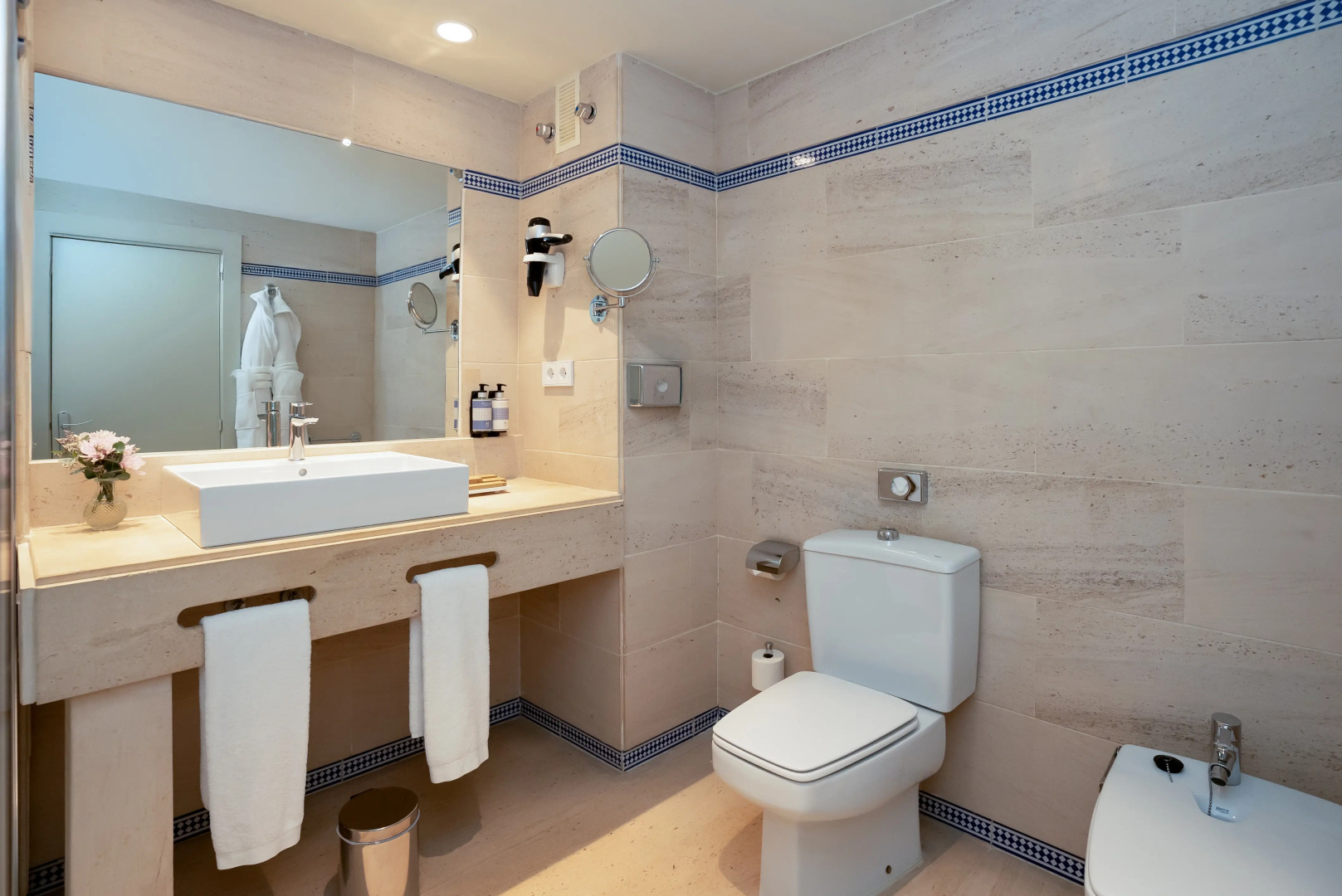 Photo - Hesperia Córdoba