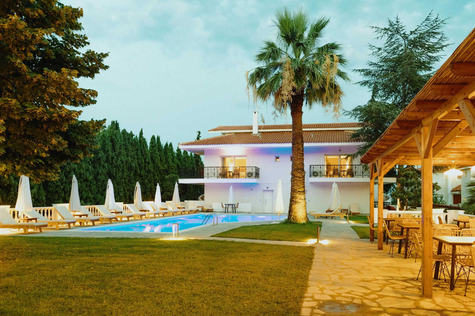 Blue Bay Hotel