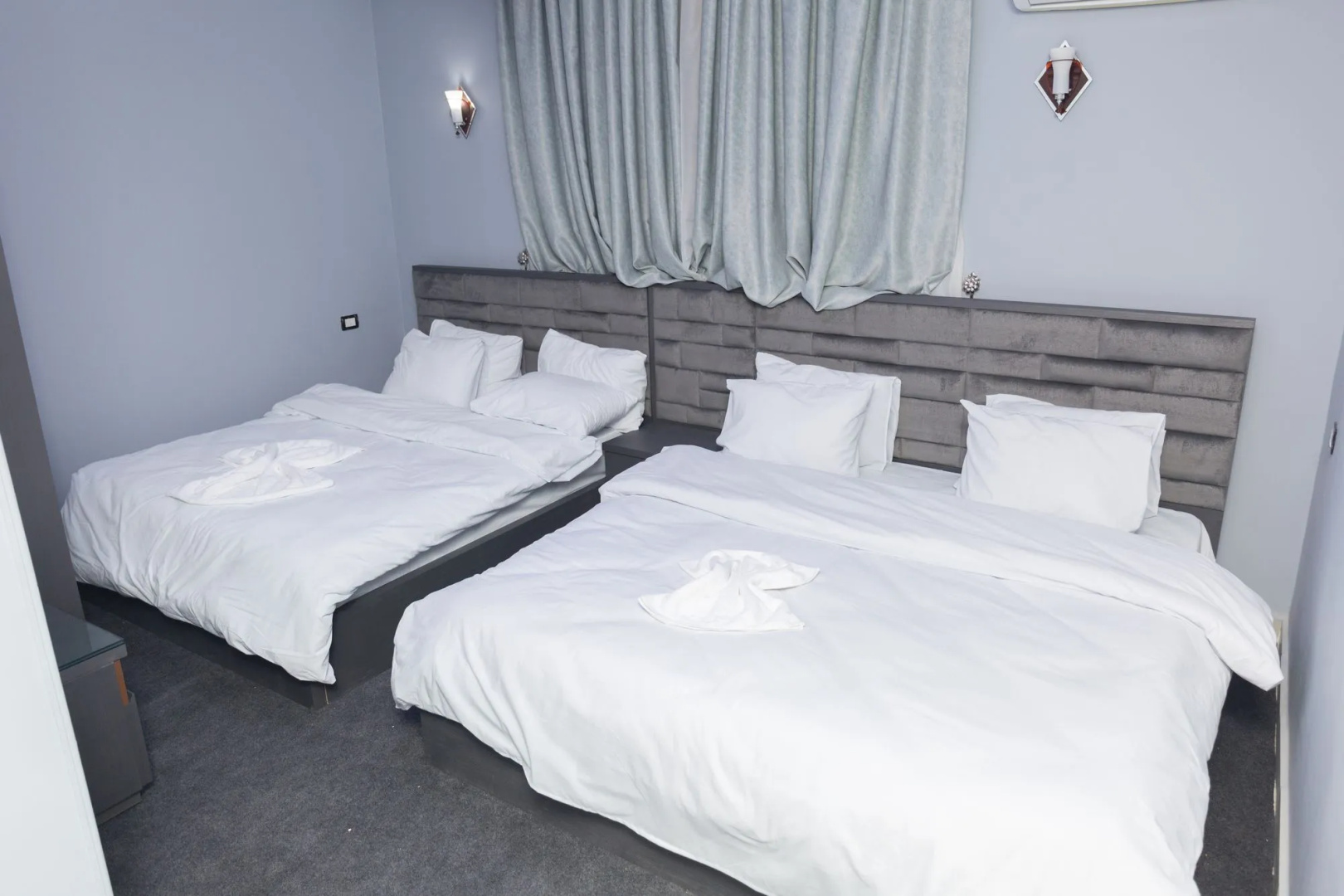 Photo - Capital Hotel