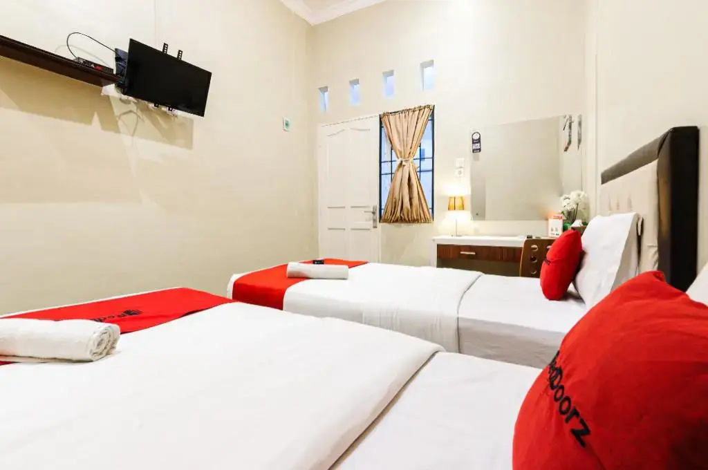 Foto - RedDoorz Plus near Universitas Sumatera Utara