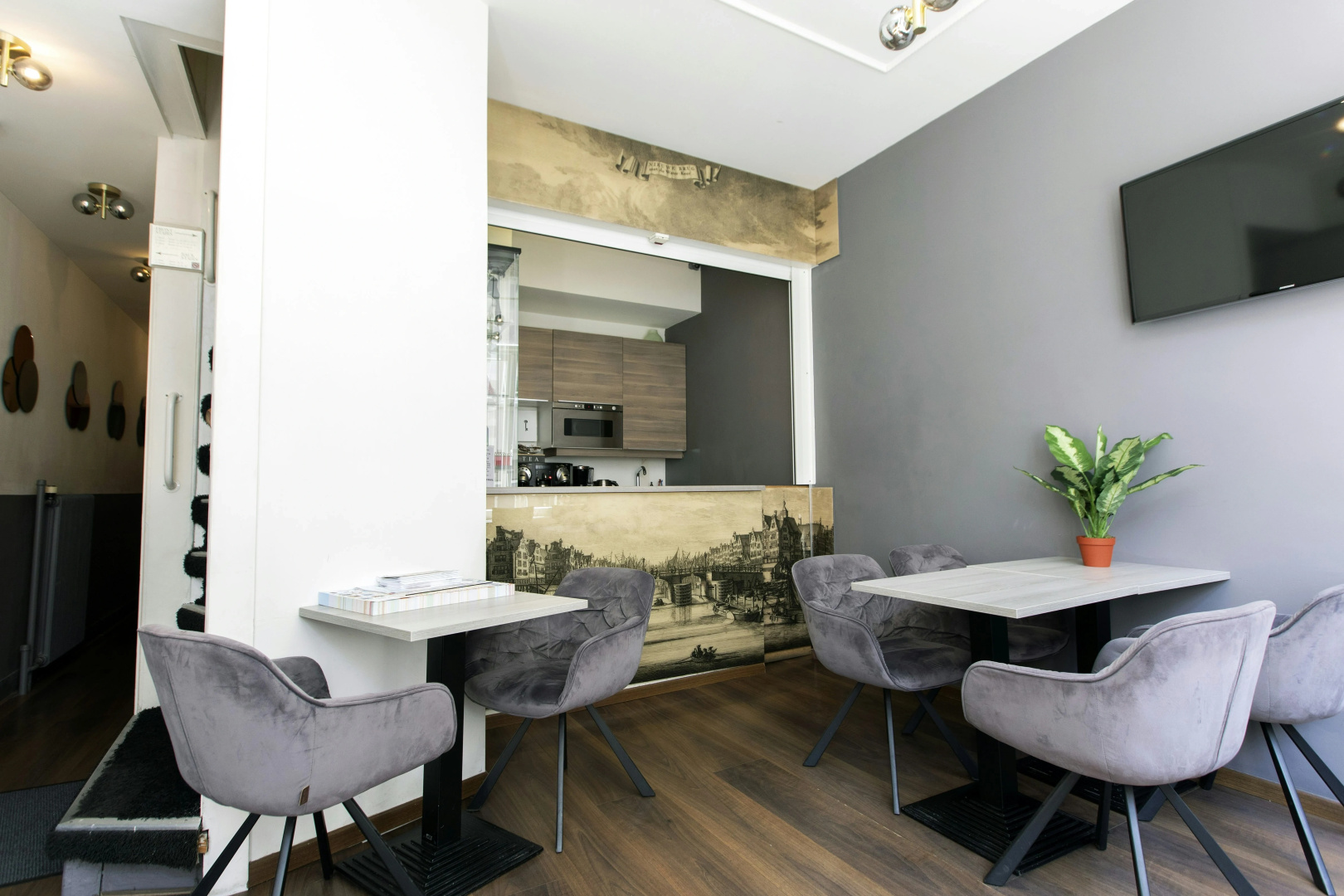 Photo - Quentin Leidse Square Hotel