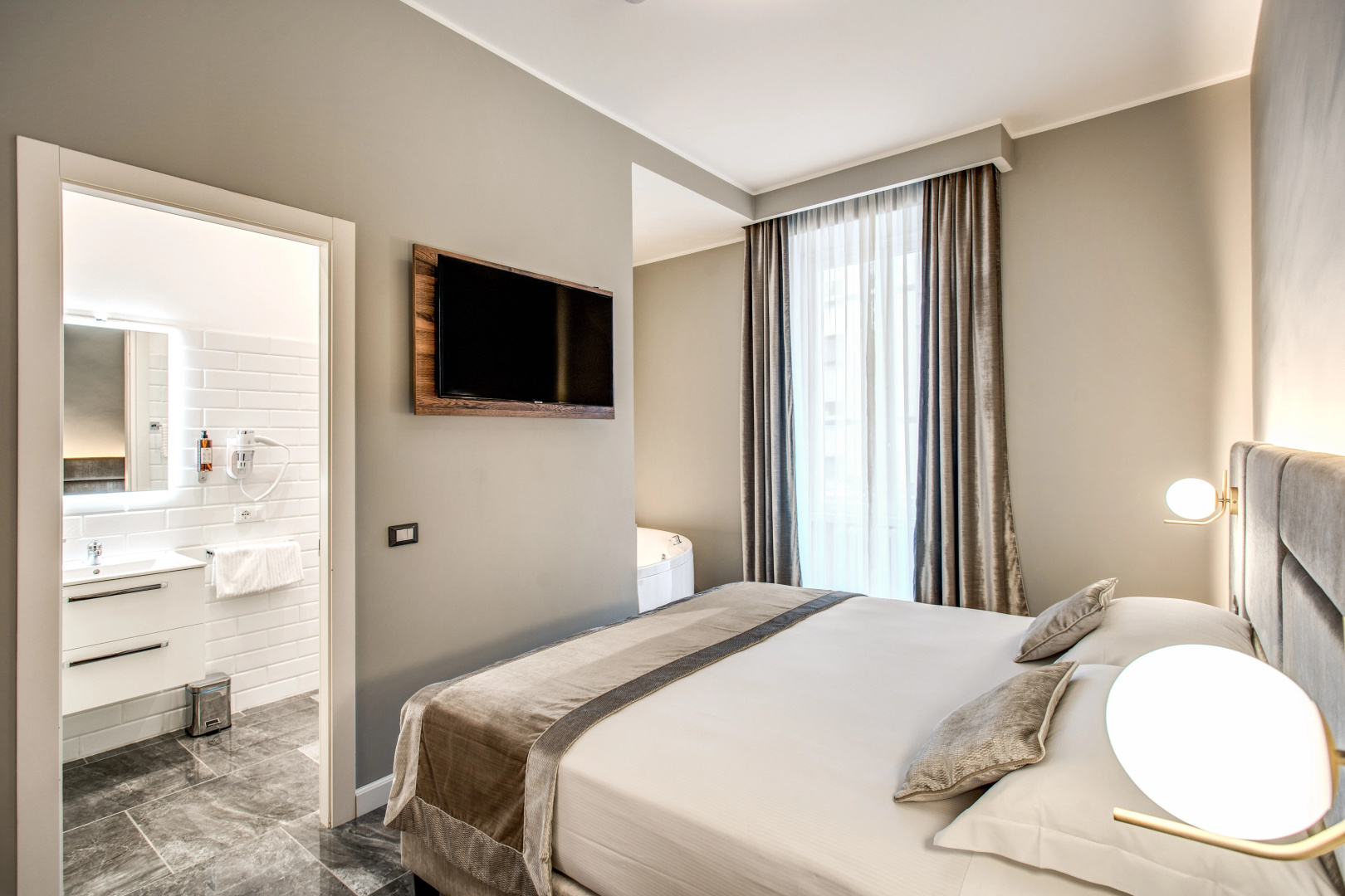 Photo - Apollo Boutique Hotel