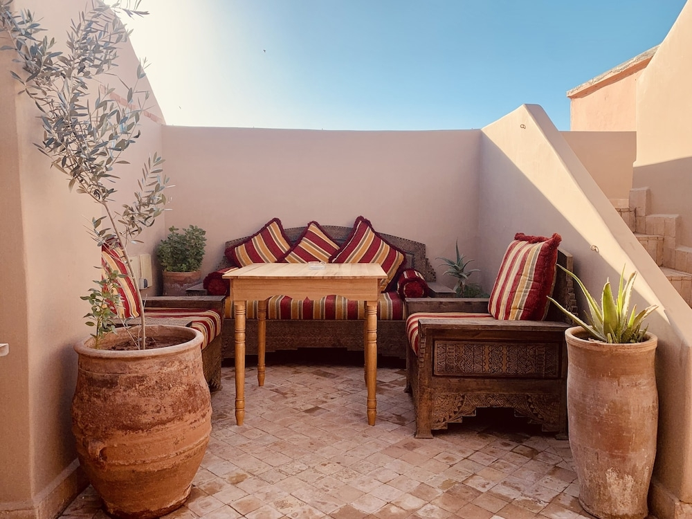 Photo - Riad Laksiba