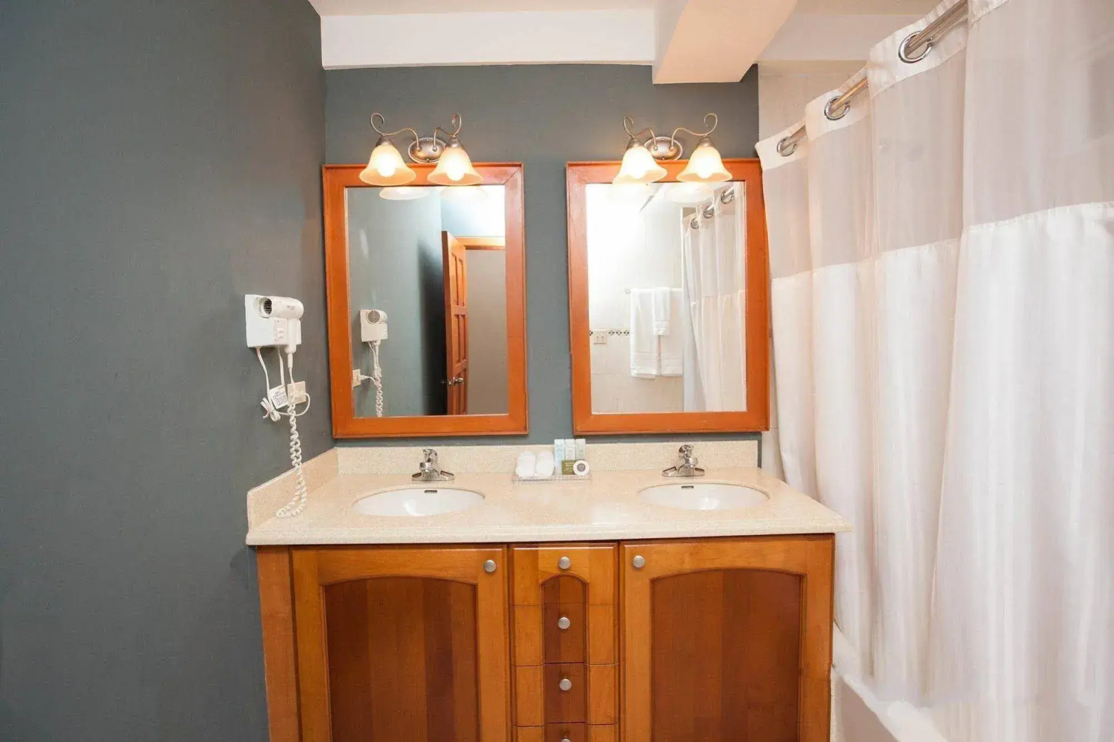 Foto - Tropical Suites Hotel