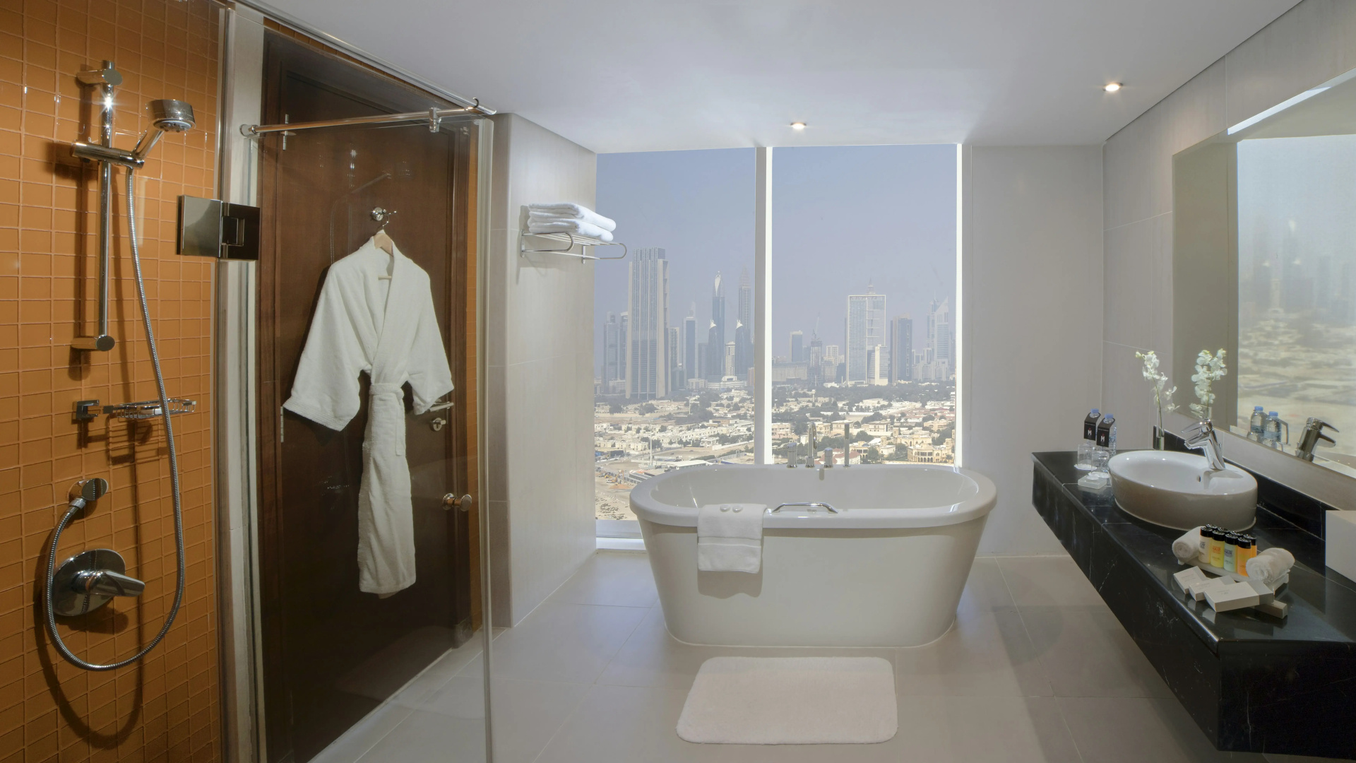 Foto - Millennium Central Downtown Hotel