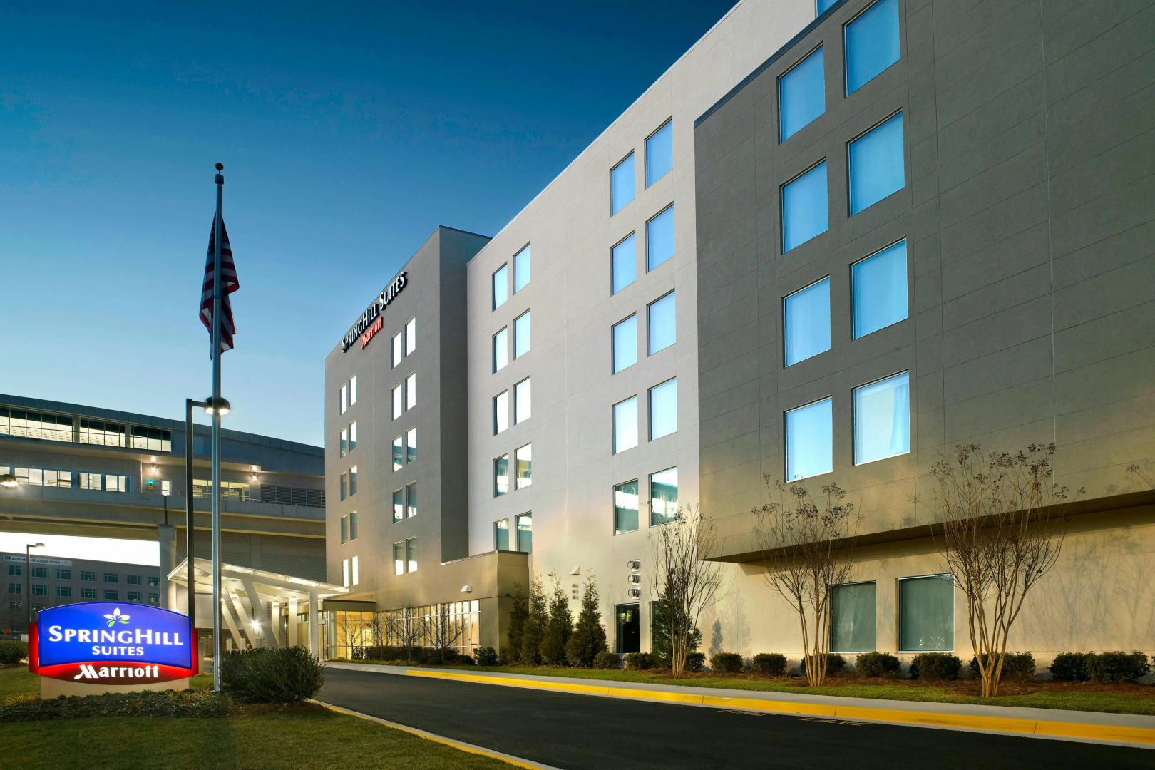 Photo - AC Hotel by Marriott Atlanta Airport Gateway