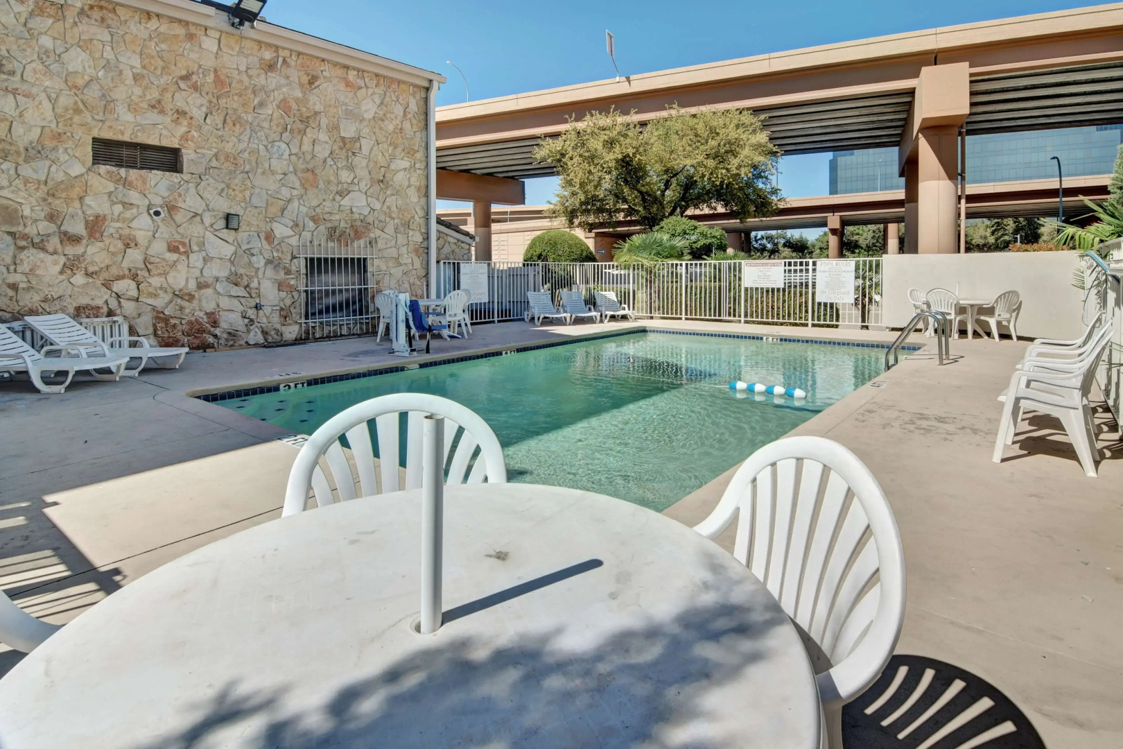 Foto - Motel 6-Dallas, TX - Forest Lane