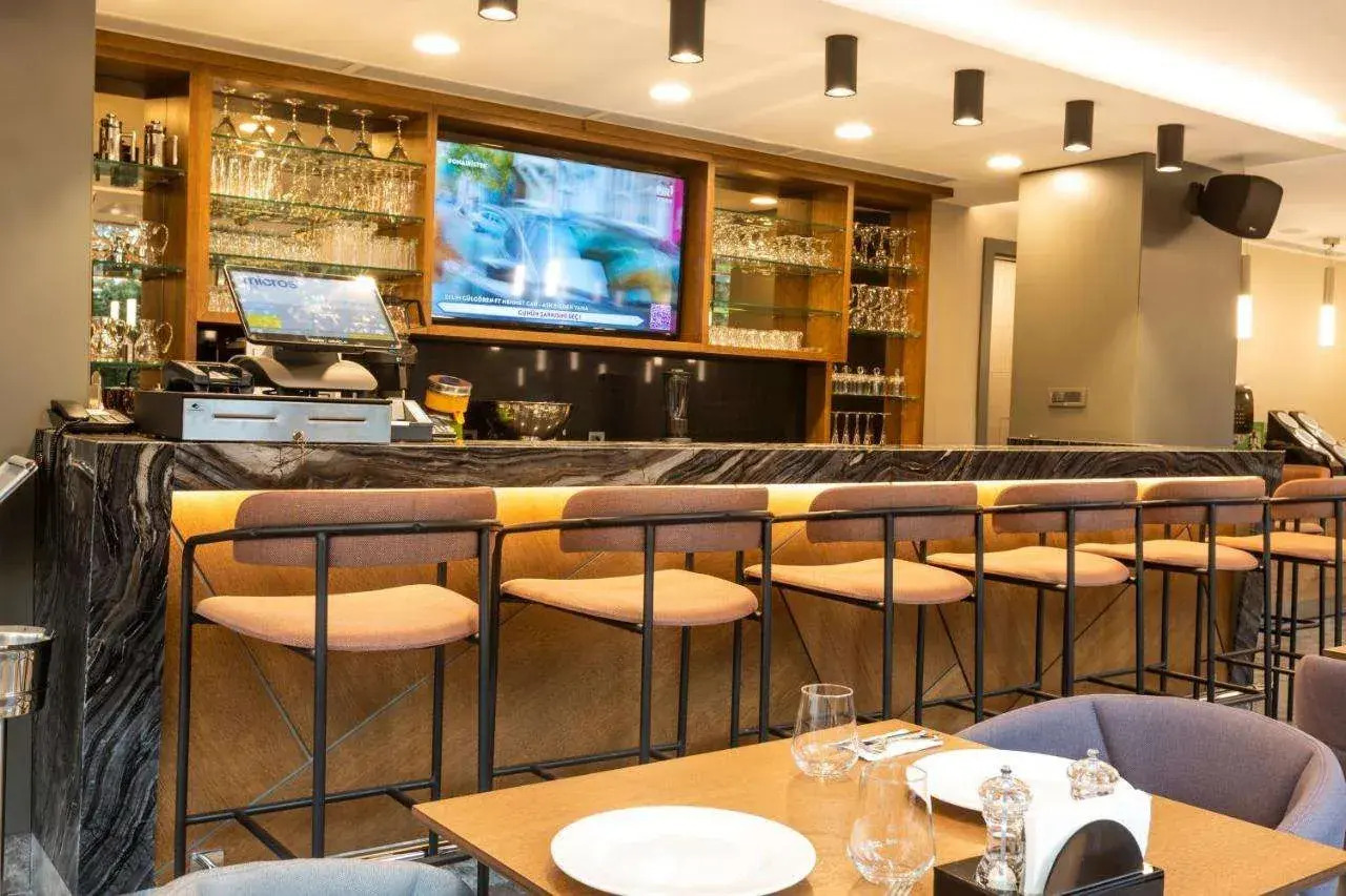 Photo - Radisson Hotel Istanbul Harbiye