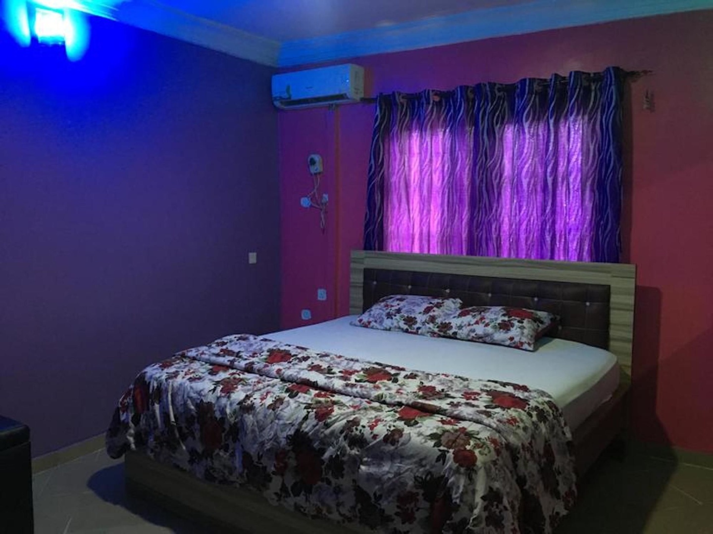 Marble Hill Hotel