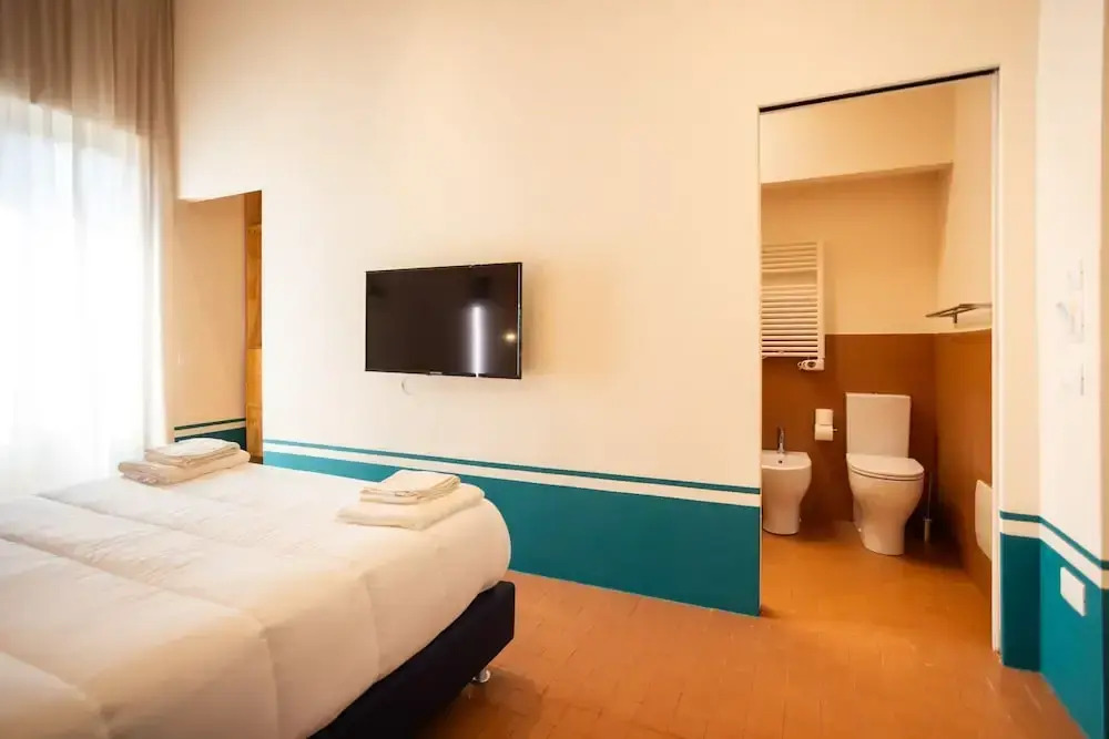 Photo - Don Vittorio a Chiaia