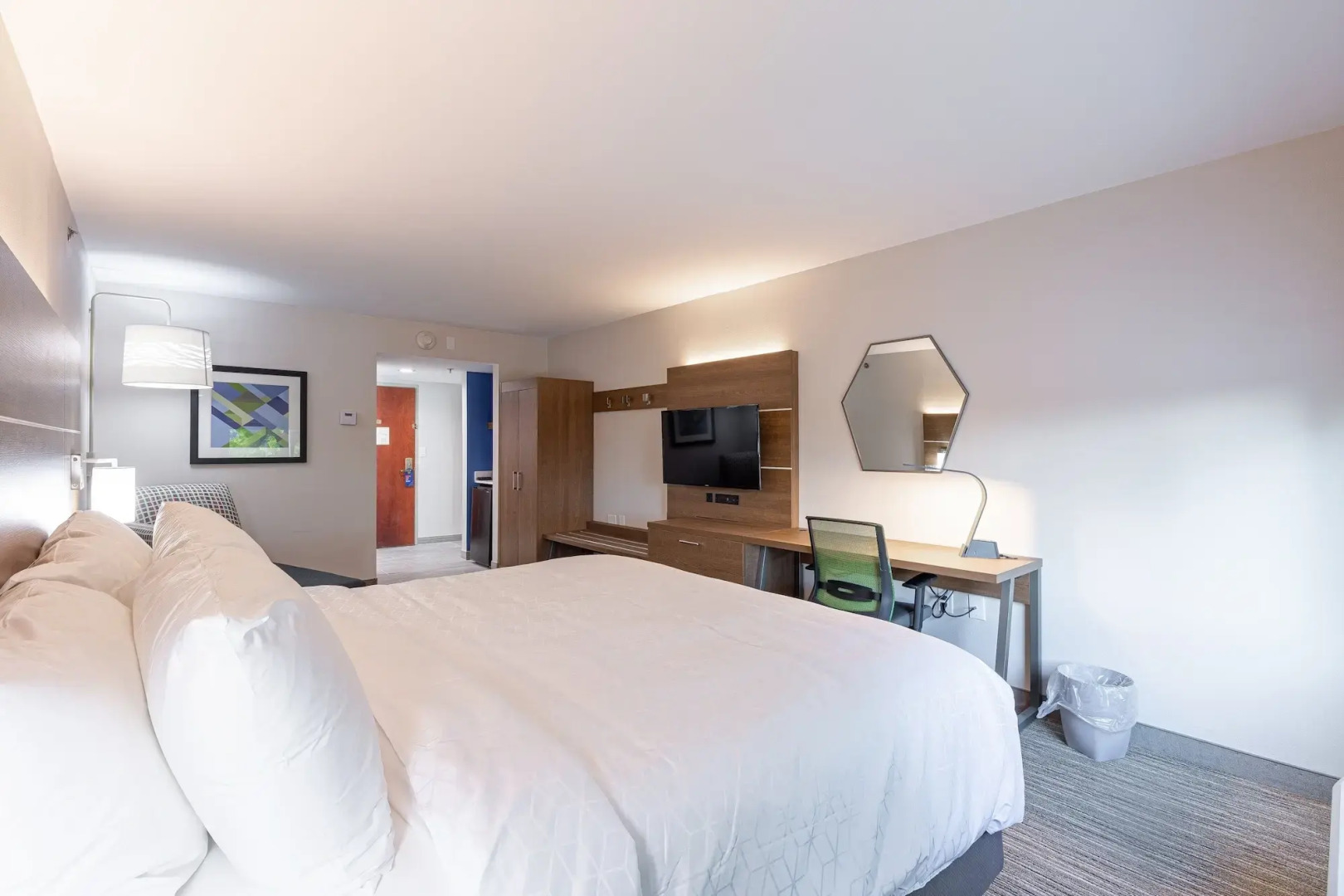 Photo - Holiday Inn Express & Suites Arlington North – Stadium Area by IHG
