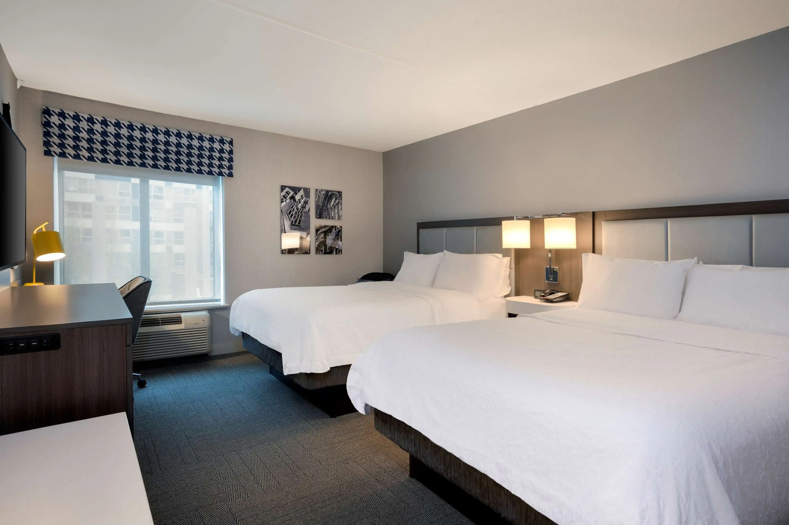 Photo - Hampton Inn by Hilton Boston/Cambridge