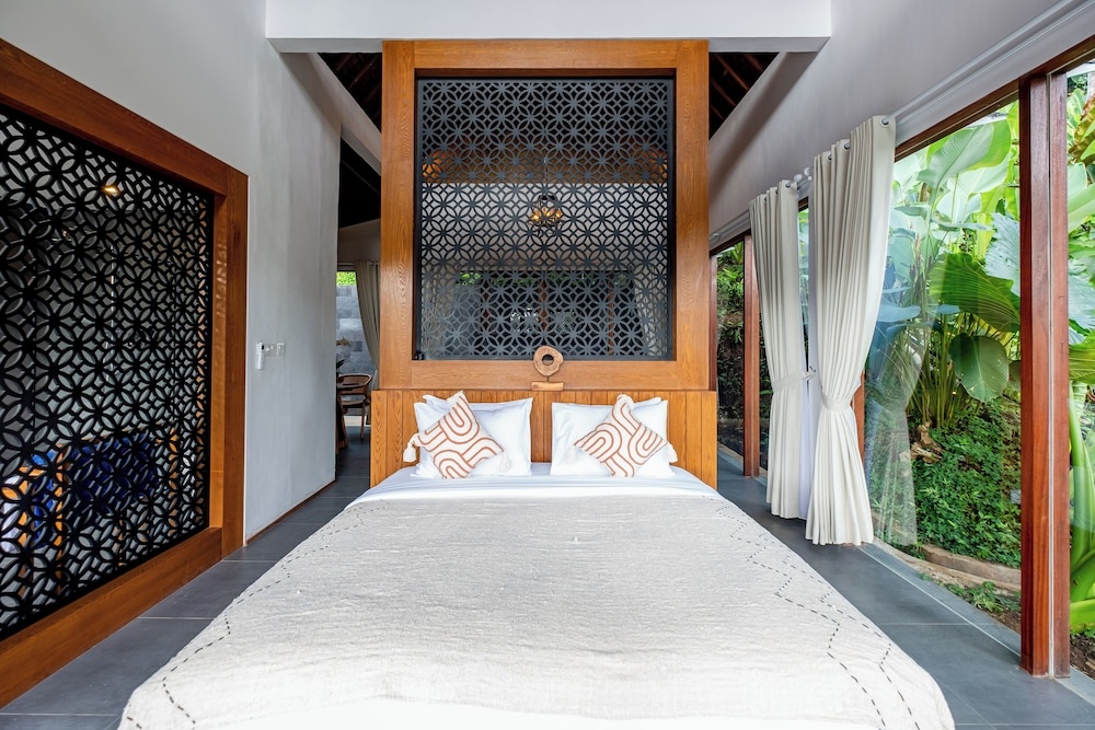 LeRosa Valley Resort