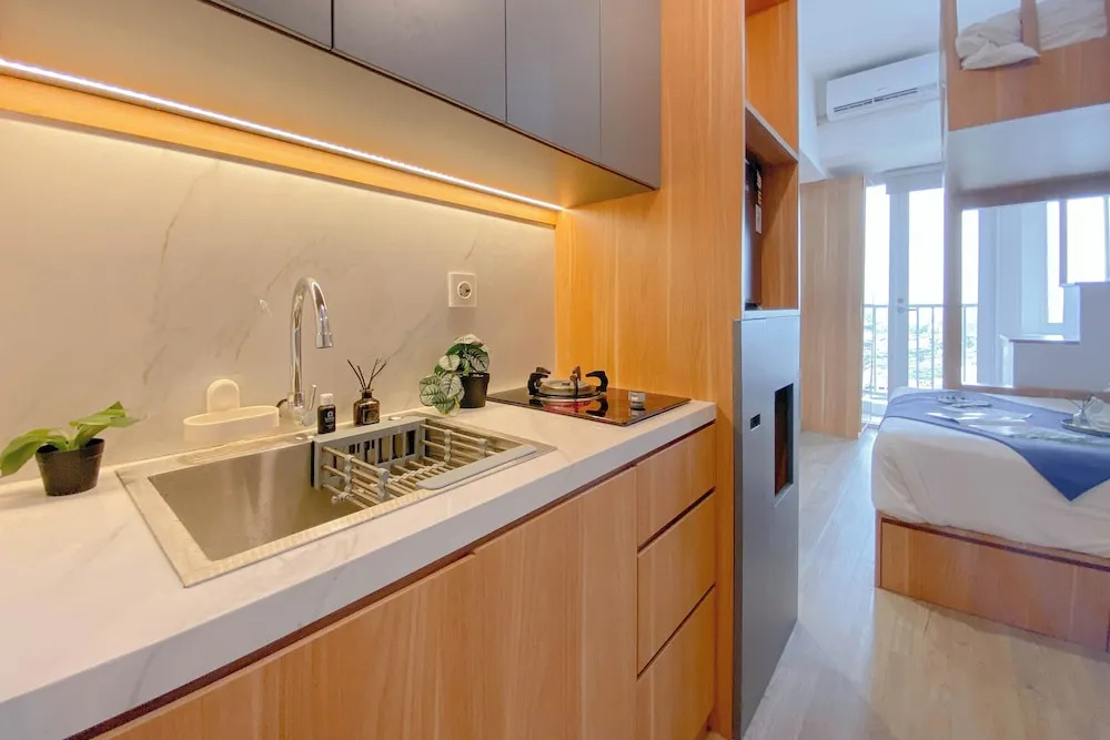 Simply Look and Restful Studio at Tokyo Riverside PIK 2 Apartment