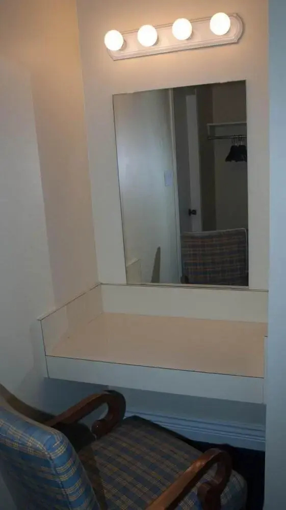 Photo - Island Travel Inn