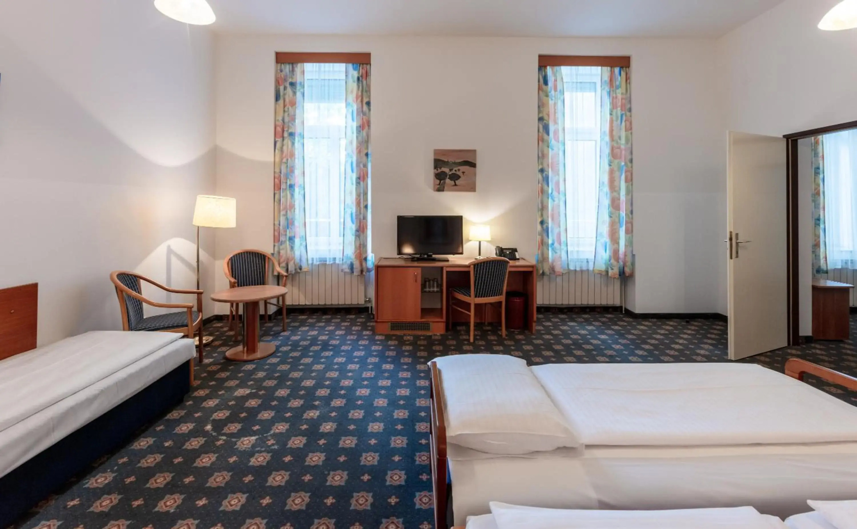 Photo - Hotel Admiral
