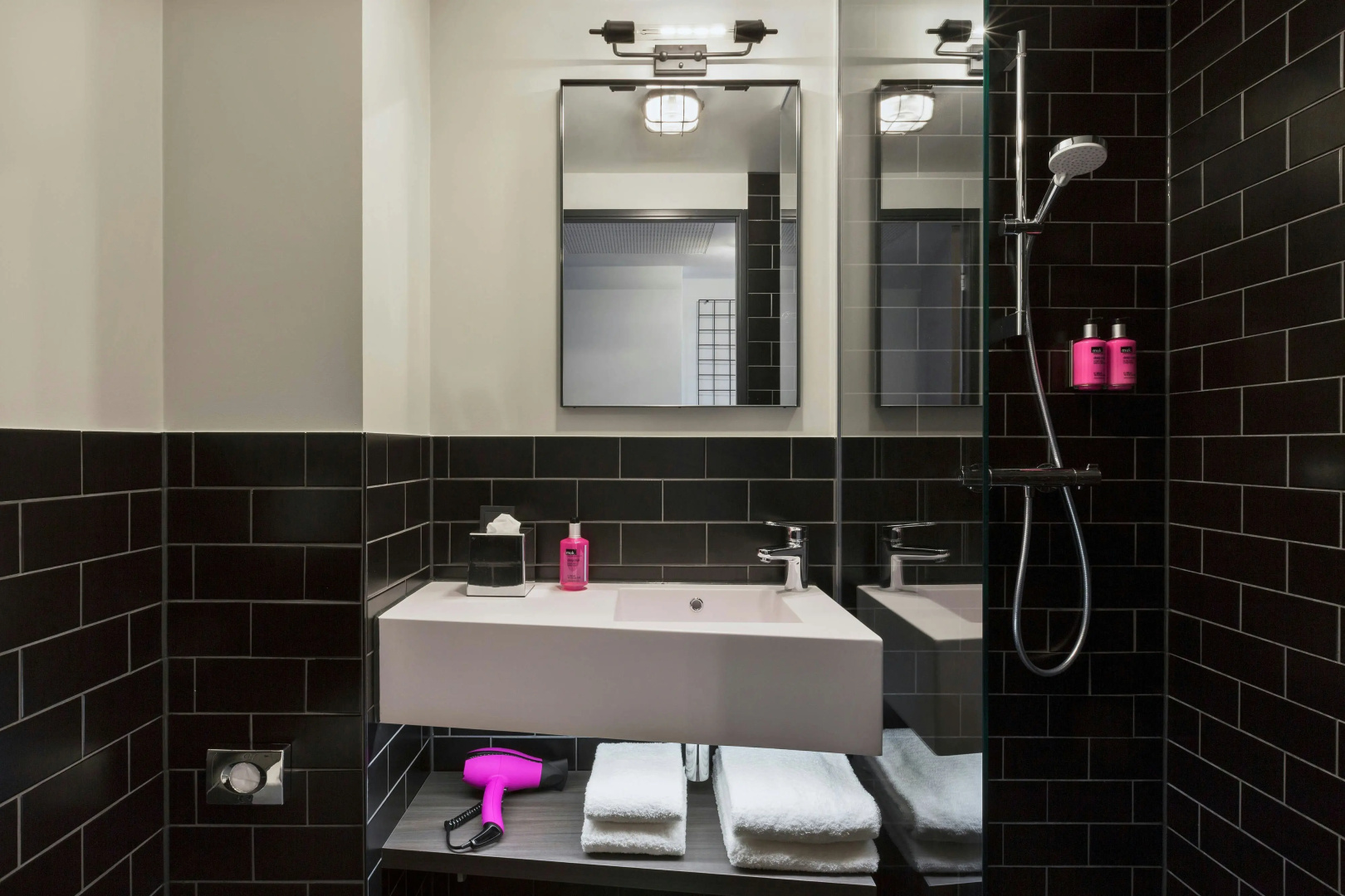 Foto - Moxy Frankfurt Airport Kelsterbach