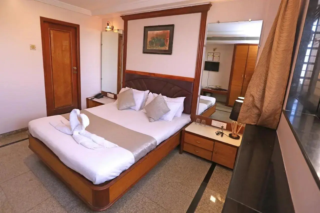 Photo - Gulf Hotel Colaba