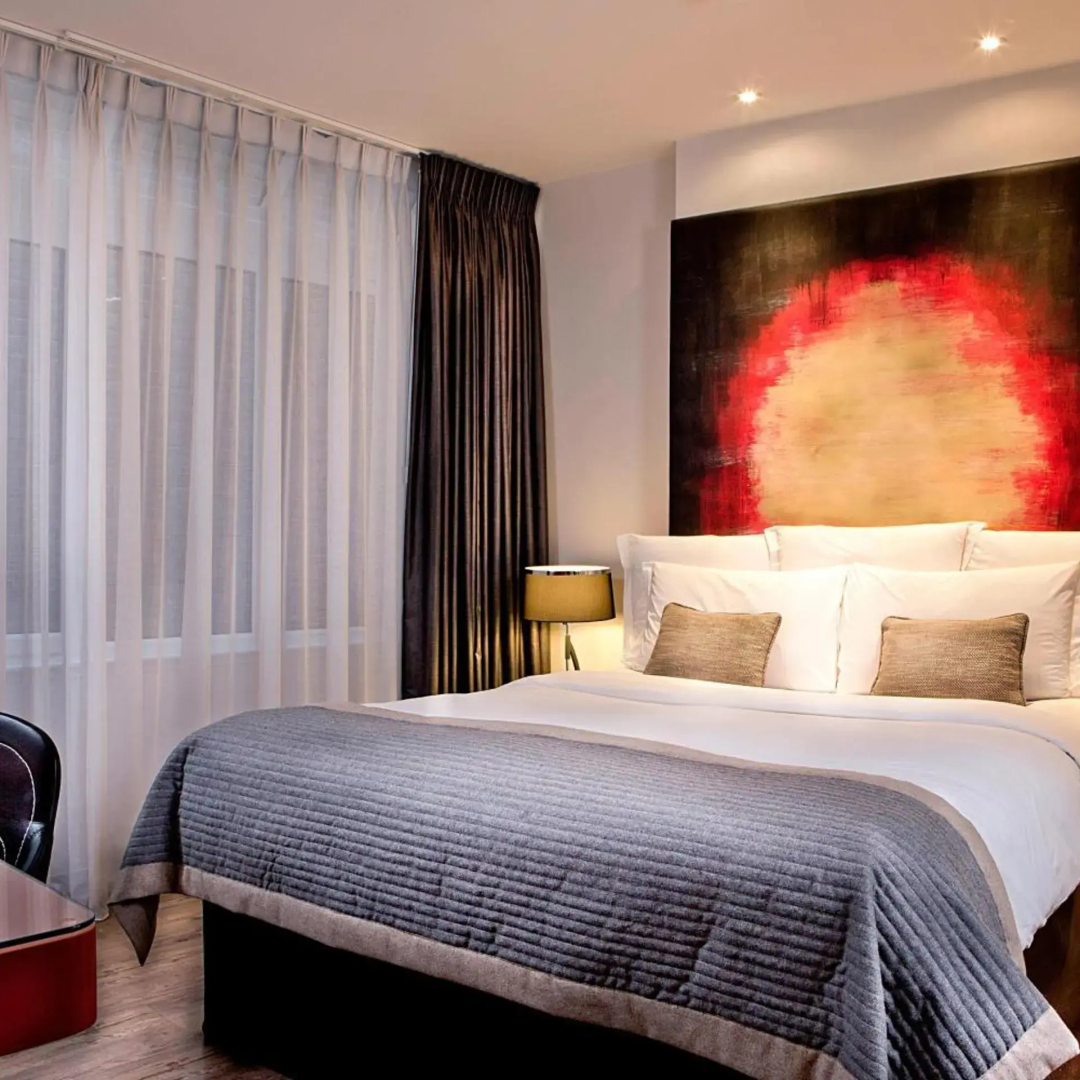 Photo - Threadneedles, Autograph Collection