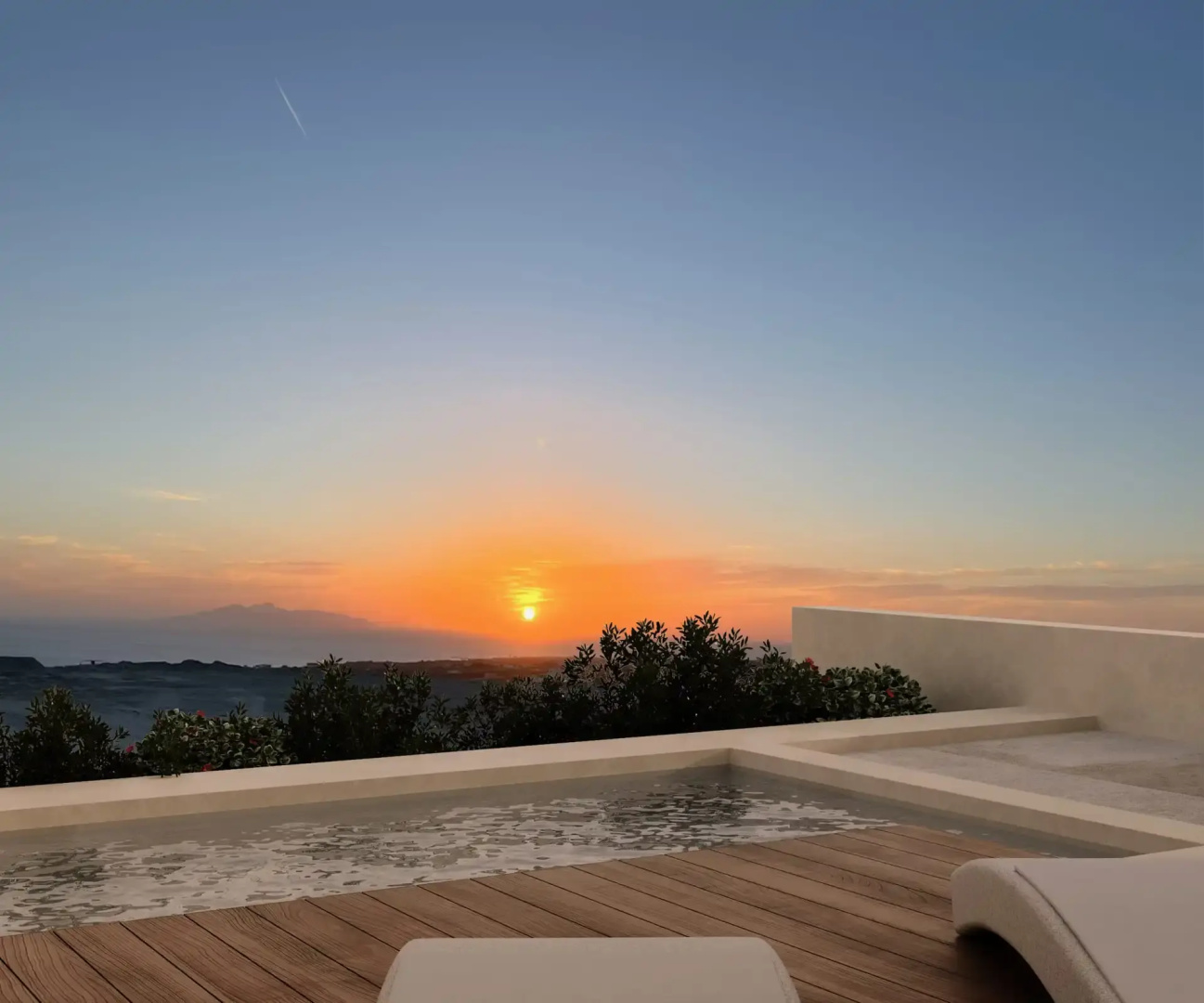 Photo - Pnoe Luxury Suites