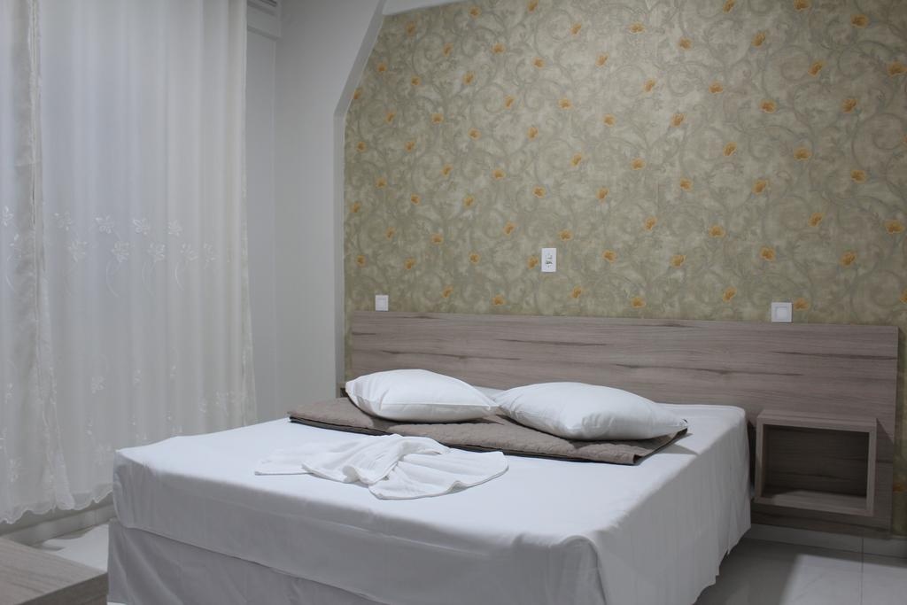 Aj Hotel