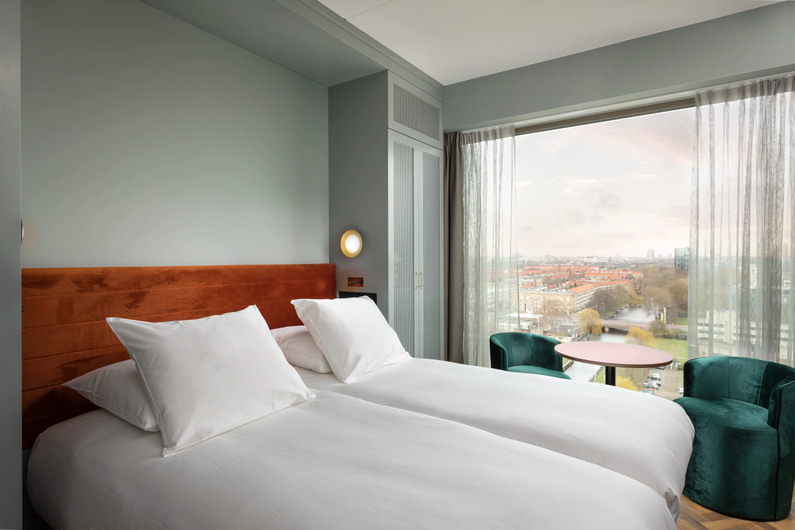Photo - Olympic Hotel