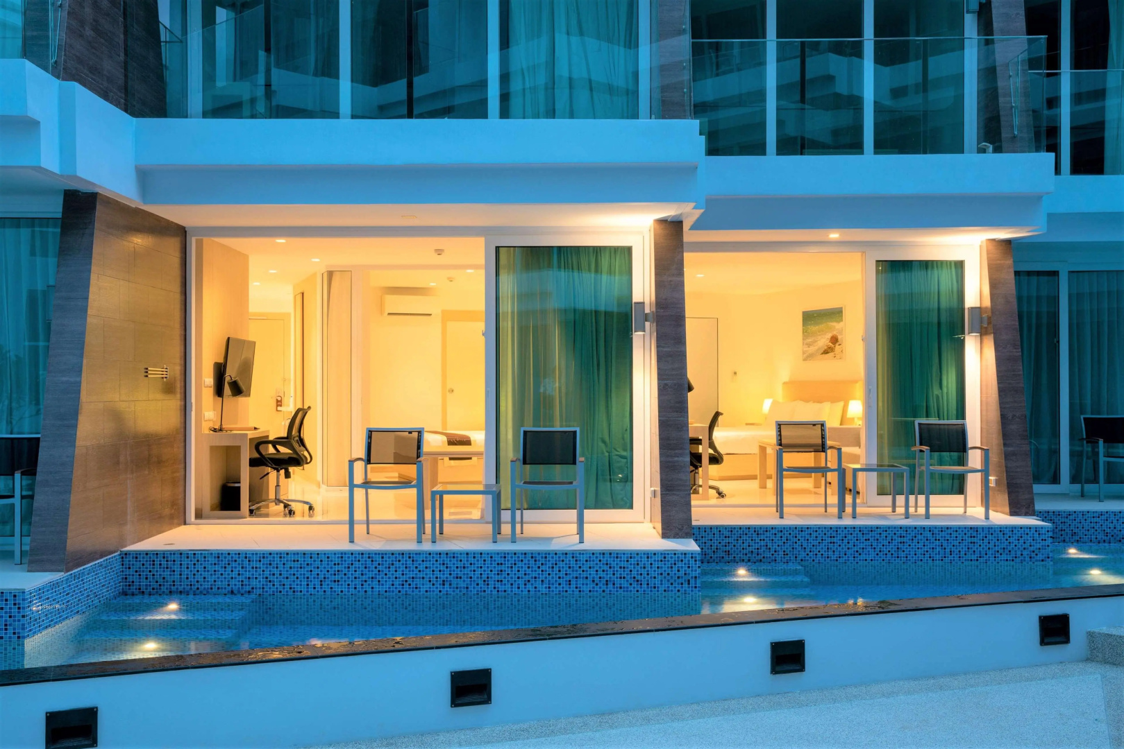 Photo - The Beachfront Hotel Phuket