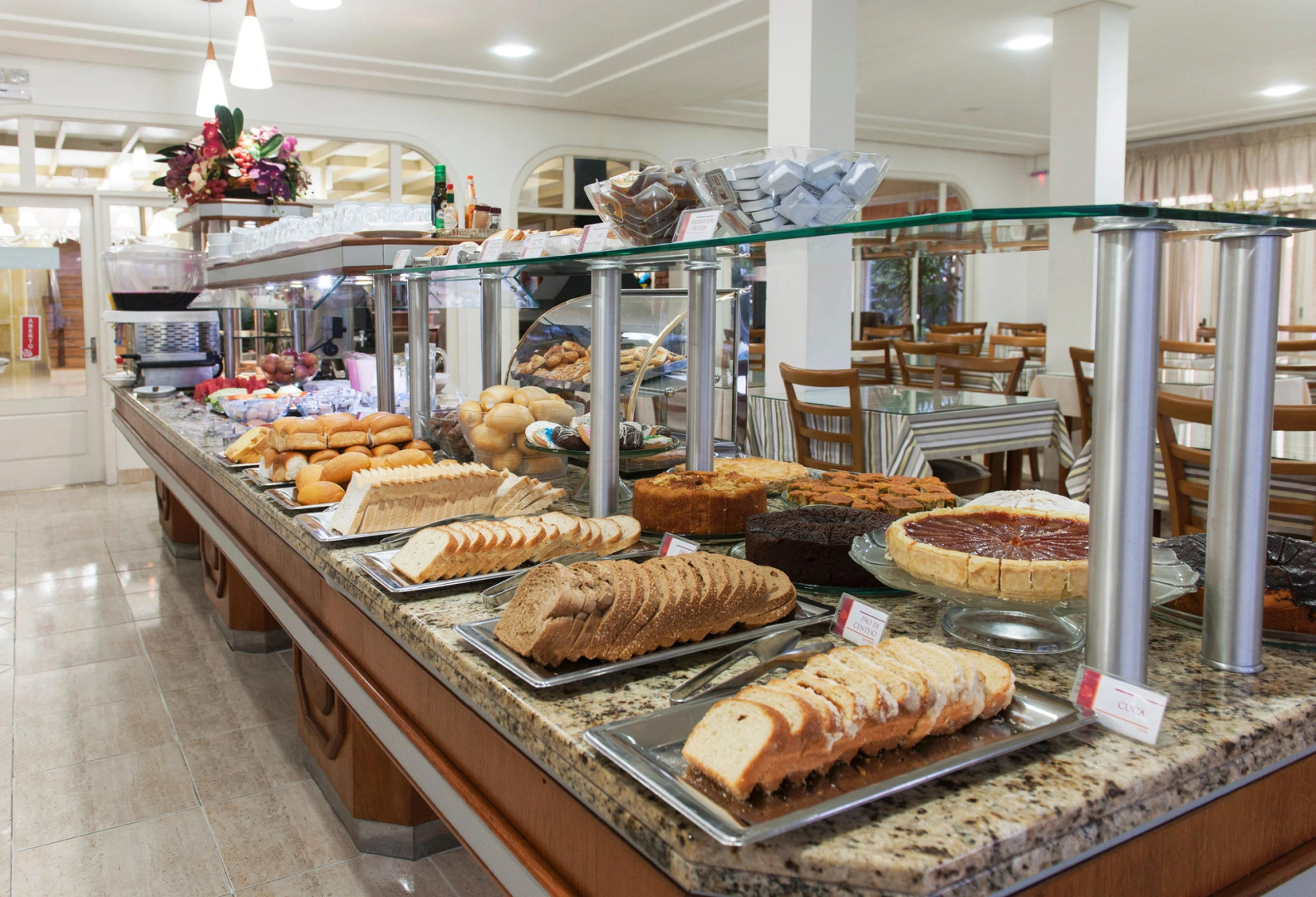 Photo - Hotel Galo Vermelho