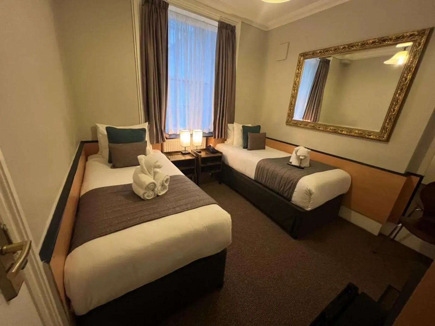 Photo - Tudor Court Hotel
