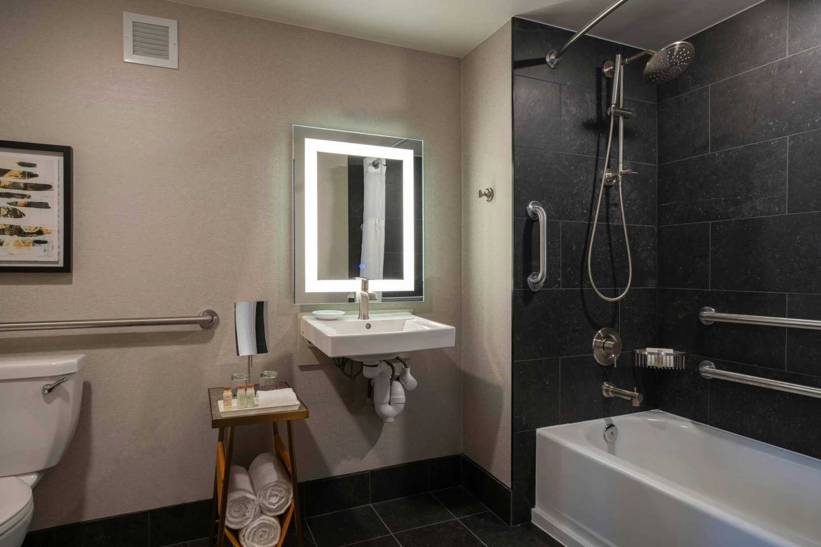 Photo - Renaissance Chicago North Shore Hotel