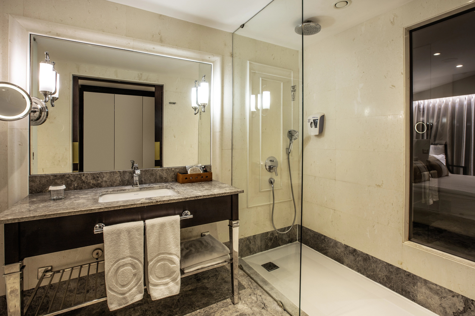 Photo - Charisma De Luxe Hotel