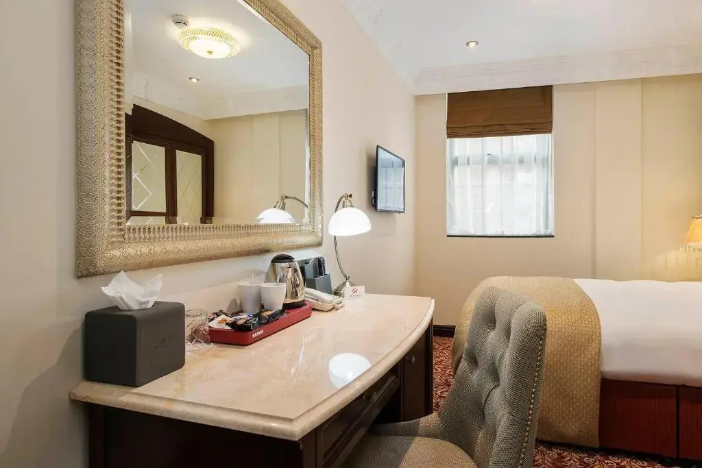 Photo - George Street Hotel