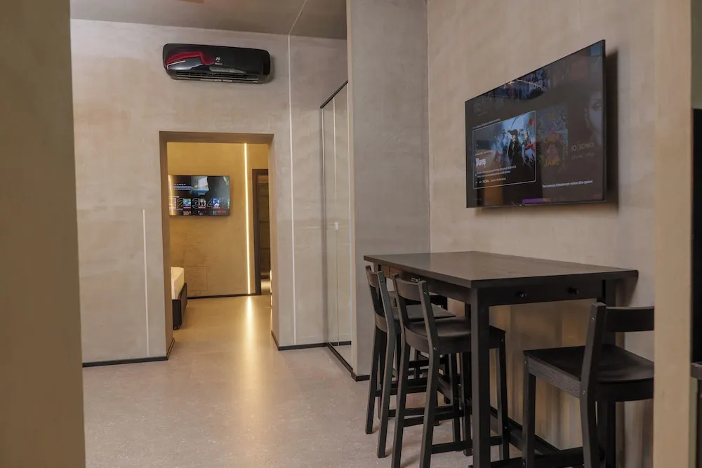 Gallery Home Napoli, Bild 12 von 19