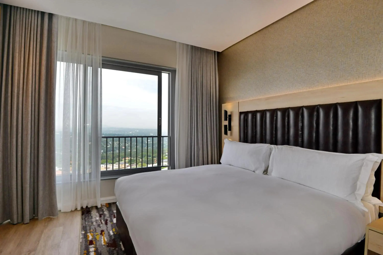 Photo - @Sandton Hotel