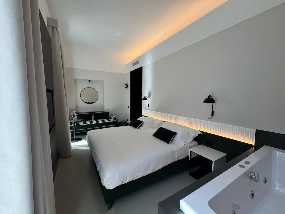 Photo - Adaram Suites
