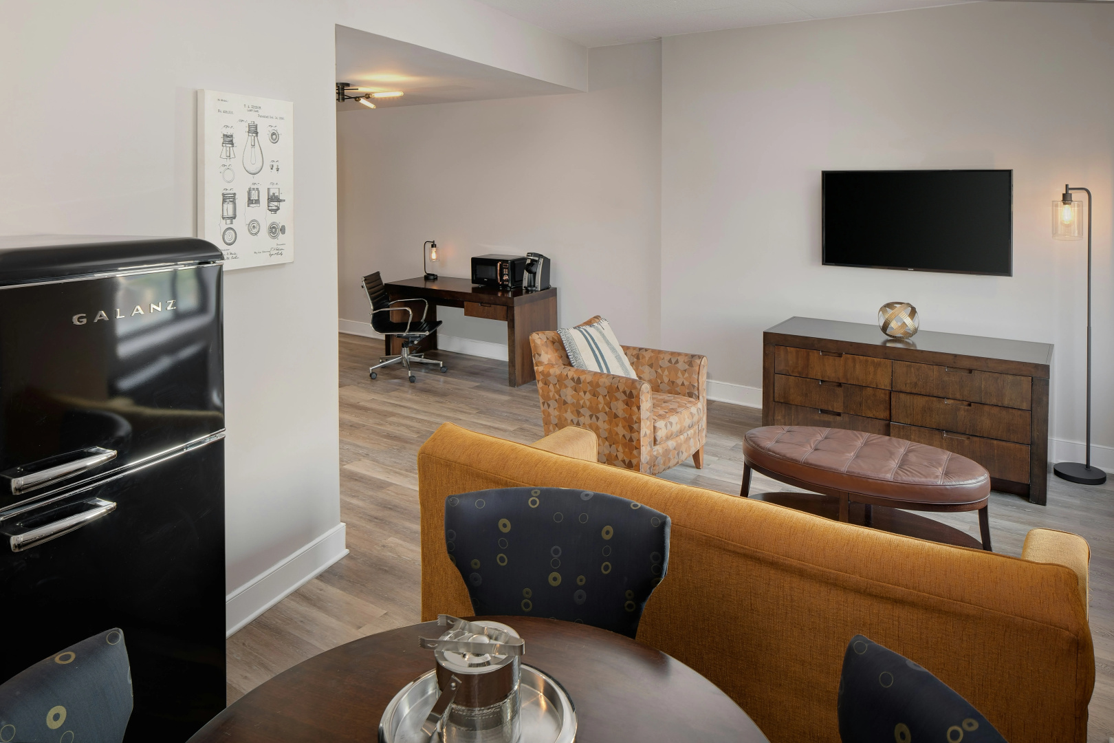Photo - Watt Hotel Rahway, Tapestry Collection by Hilton