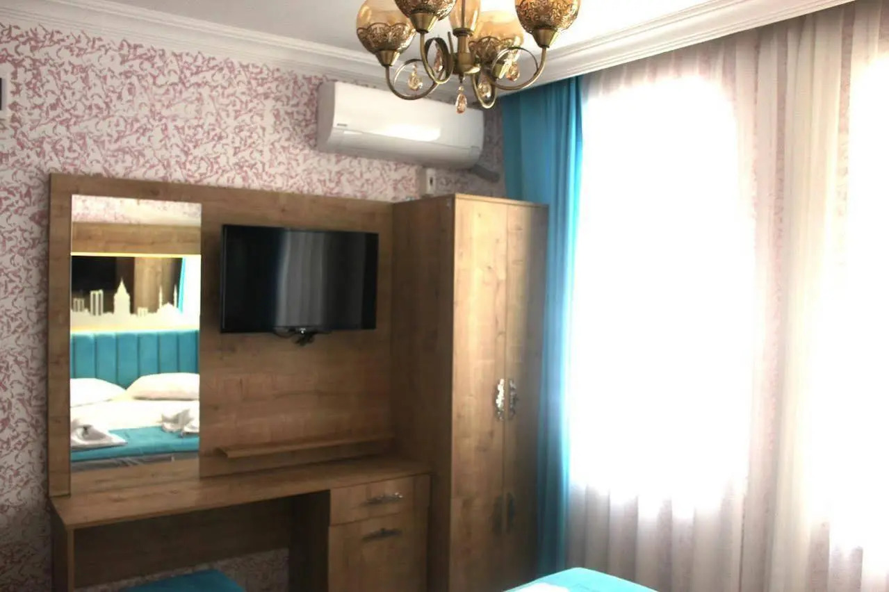 Photo - Hotel Megaron