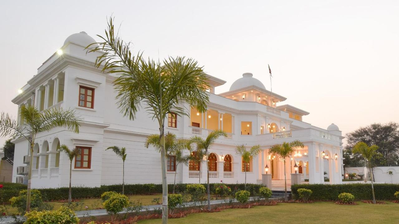 Foto - Umaid Farm Resort - A Legacy Vintage Stay in Jaipur