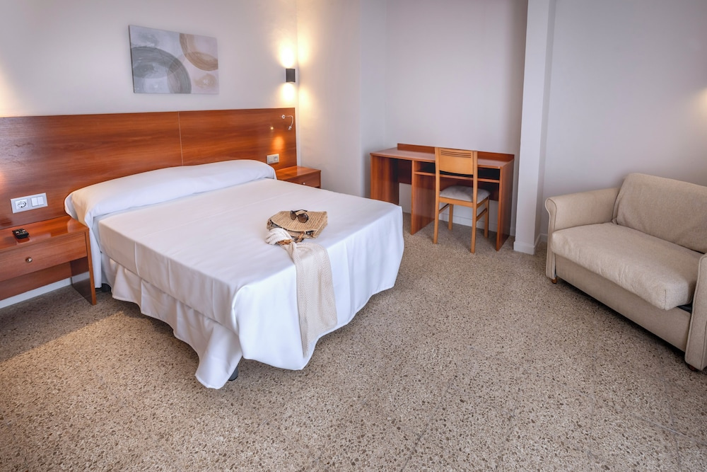 Photo - Hotel GHT Simeon