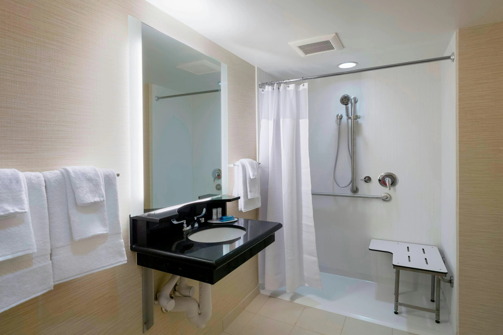 Photo - Fairfield Inn & Suites by Marriott Paramus